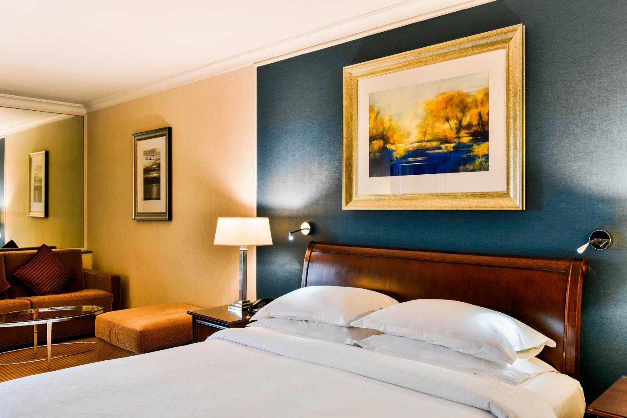 Sheraton Skyline Hotel London Heathrow Hillingdon Exteriér fotografie