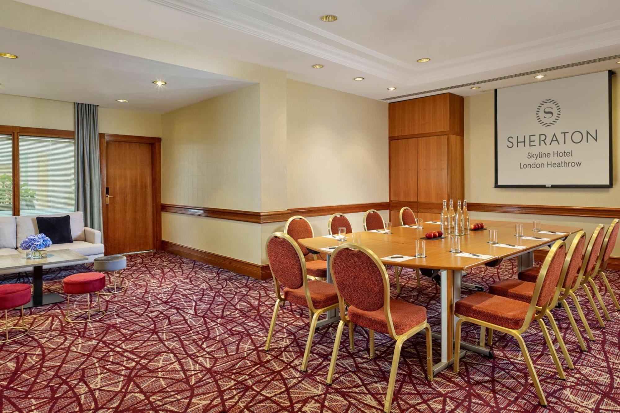 Sheraton Skyline Hotel London Heathrow Hillingdon Exteriér fotografie
